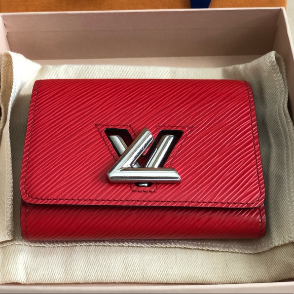 Louis Vuitton LV Twist Red Wallet - Picture 3 of 8